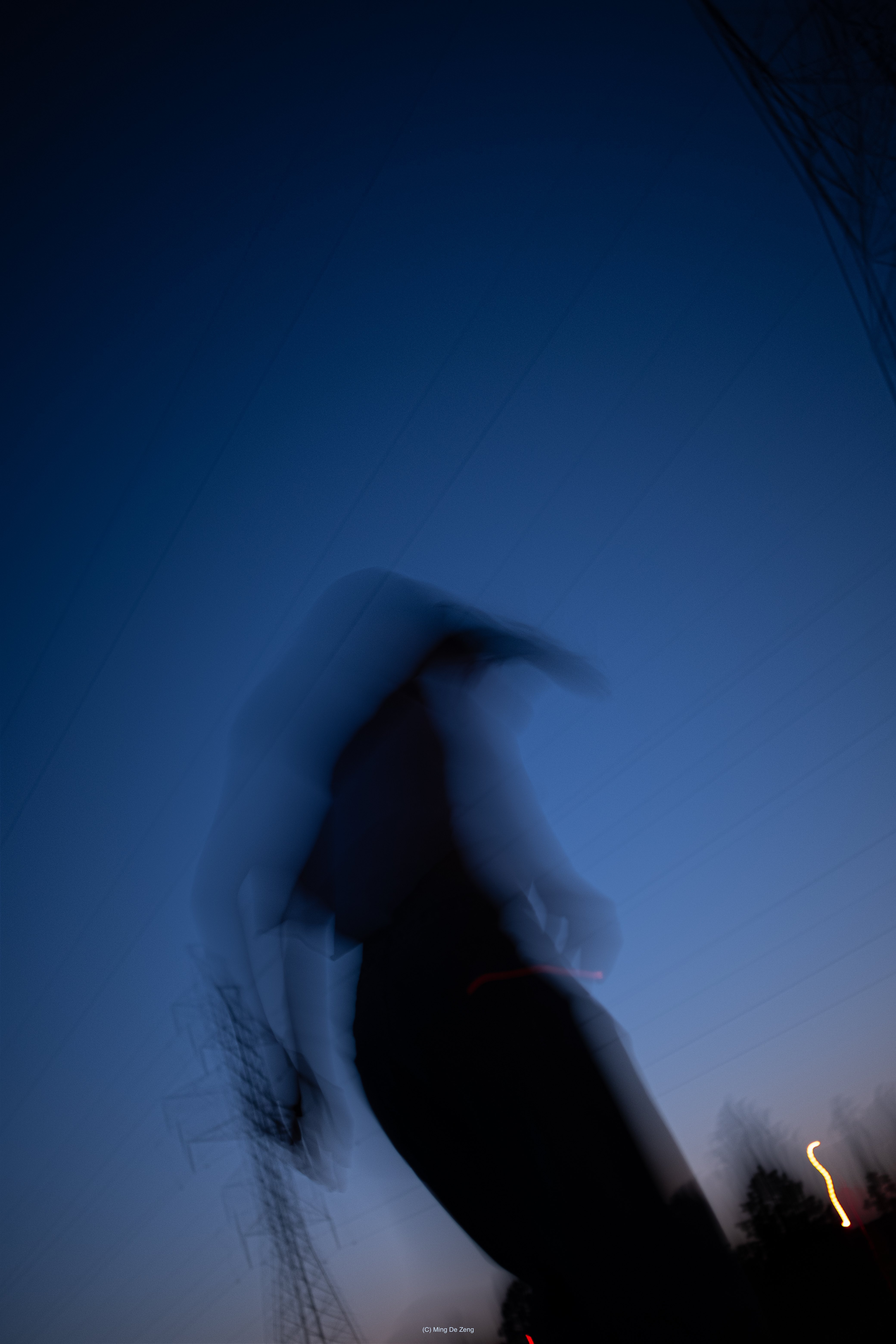 一起做梦 — 街头摄影 — 城市街头照片 17 — 一组关于擦肩而过的陌生人、脆弱连接与公共生活情绪残留的城市影像。